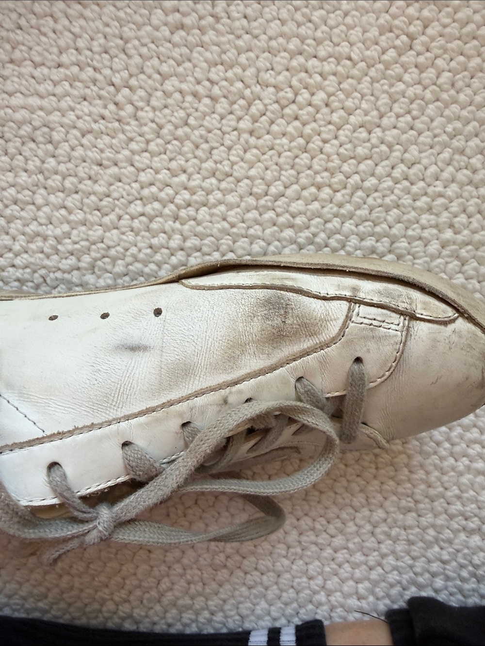 Golden Goose White Leather Sneakers with Gray Star - Picture 4 of 8